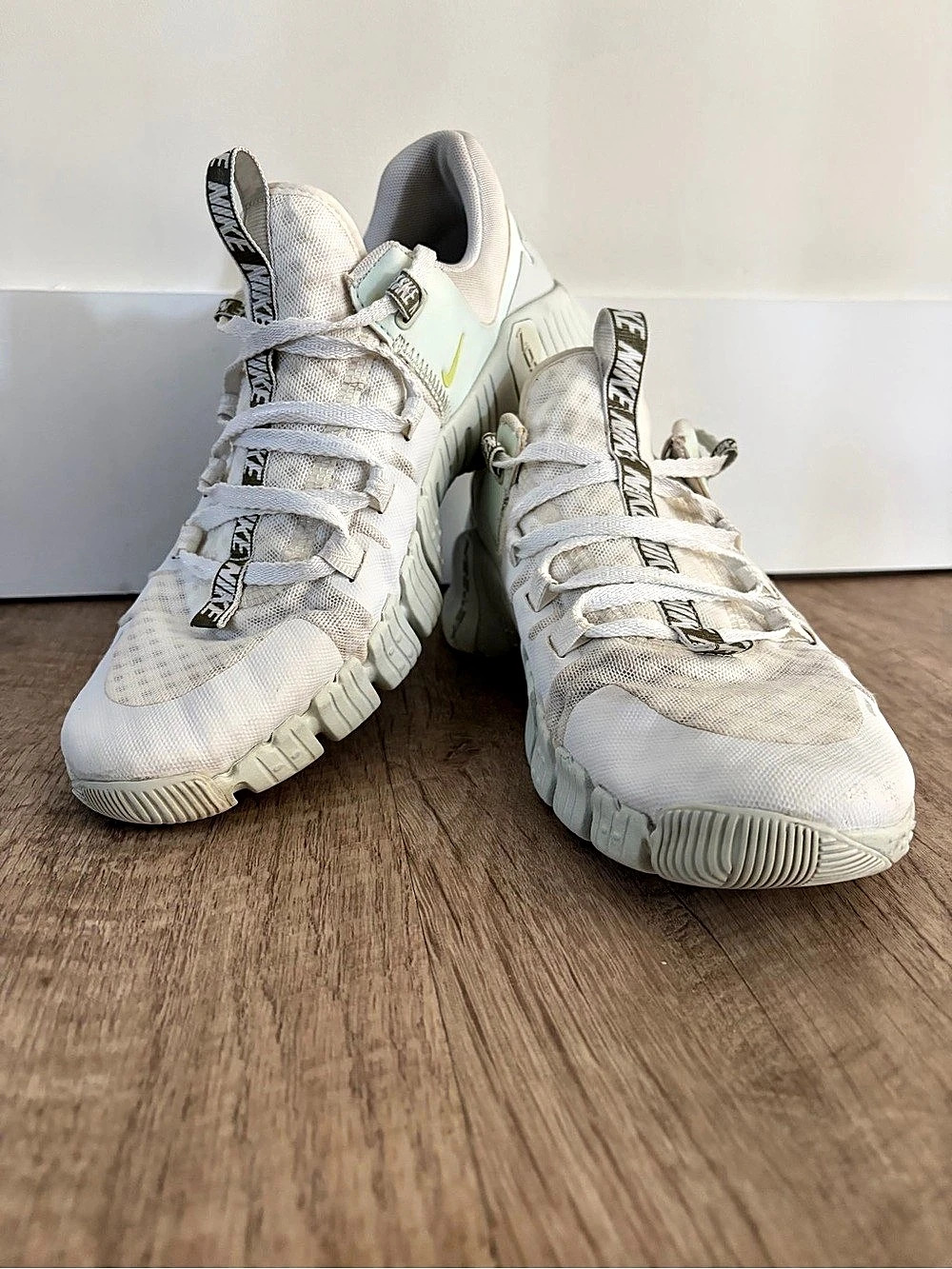 Nike Free Metcon 5 White Lime Blast Athletic Shoes